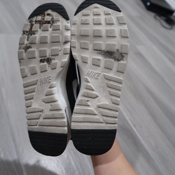 Nike AirMac Thea Womens 7 - Picture 4 of 5